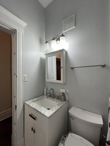 1359 East 57th Street Chicago IL 60637