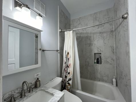 1359 East 57th Street Chicago IL 60637