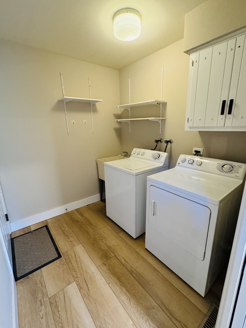 1398 East Gartner Road Naperville IL 60540