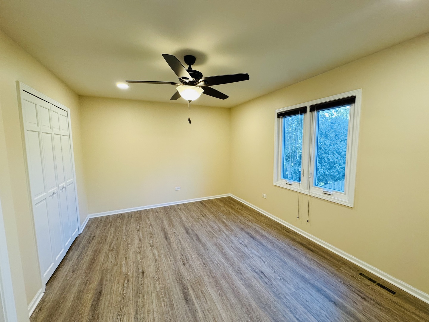 1398 East Gartner Road Naperville IL 60540