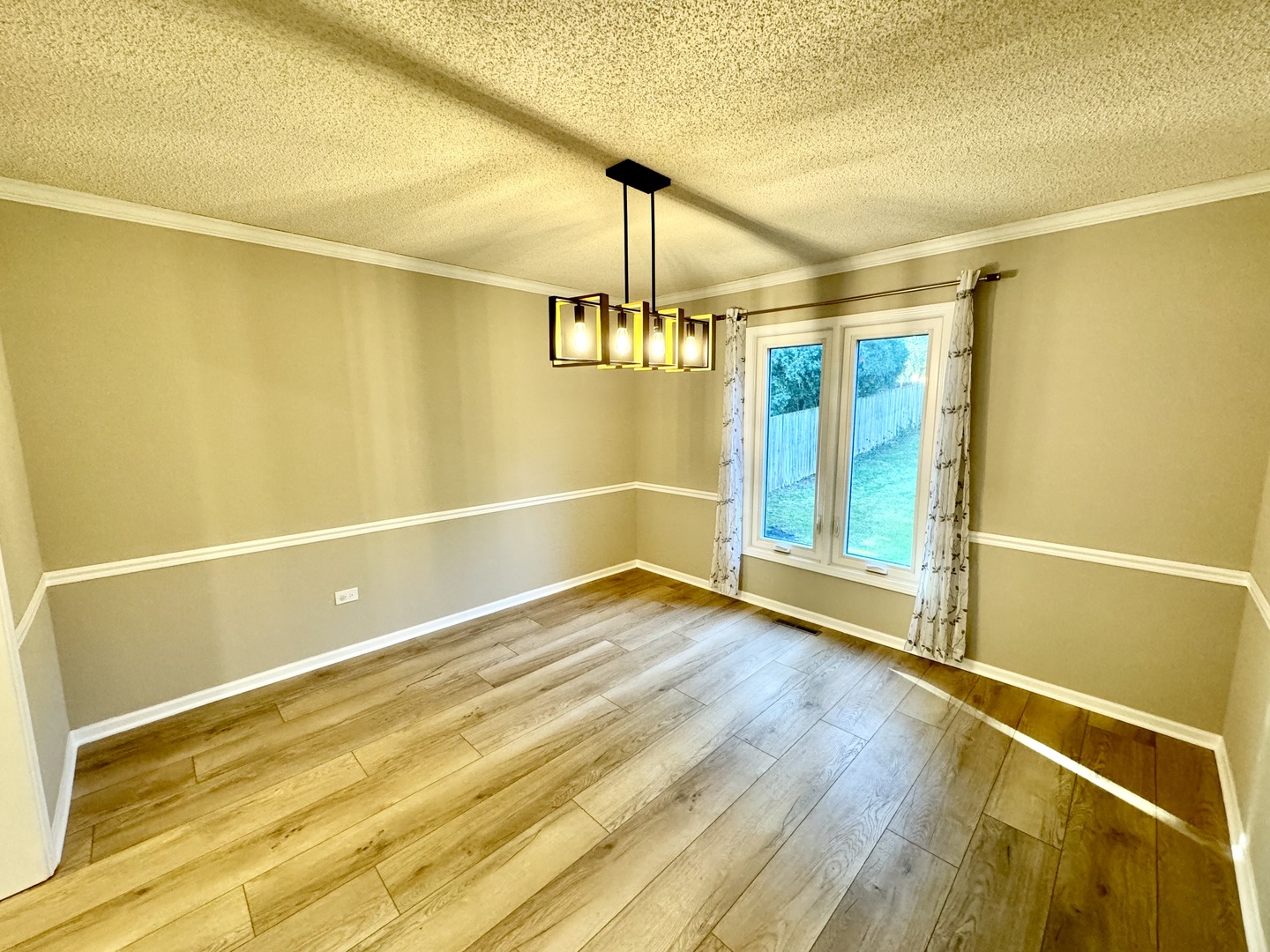 1398 East Gartner Road Naperville IL 60540