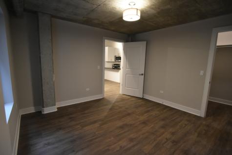 3833 North Broadway Street Chicago IL 60613