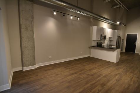 3833 North Broadway Street Chicago IL 60613