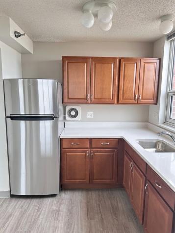 8975 West Golf Road Niles IL 60714