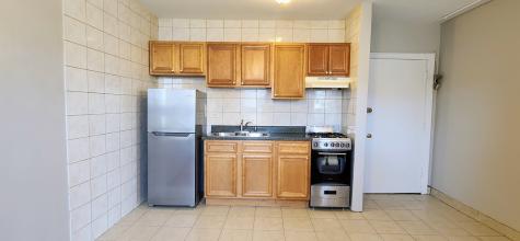 4764 North Virginia Avenue Chicago IL 60625