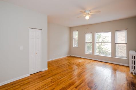 429 East Oakwood Boulevard Chicago IL 60653