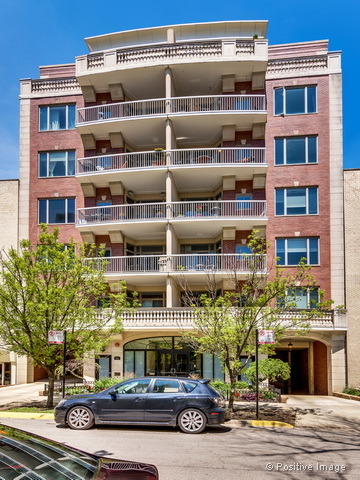 508 West Melrose Street Chicago IL 60657