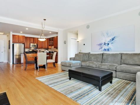 508 West Melrose Street Chicago IL 60657