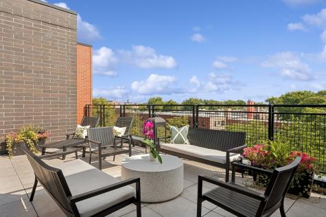 7006 North Glenwood Avenue Chicago IL 60626