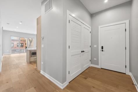7006 North Glenwood Avenue Chicago IL 60626