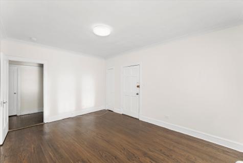 4744 West Roscoe Street Chicago IL 60641