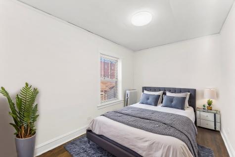 4744 West Roscoe Street Chicago IL 60641