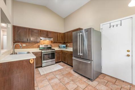 417 Bayview Avenue Naperville IL 60565
