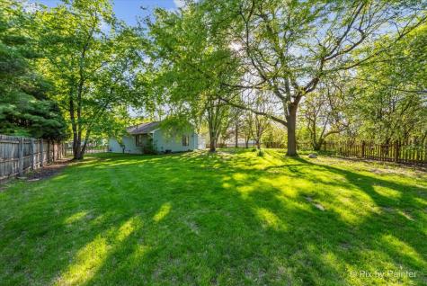 417 Bayview Avenue Naperville IL 60565