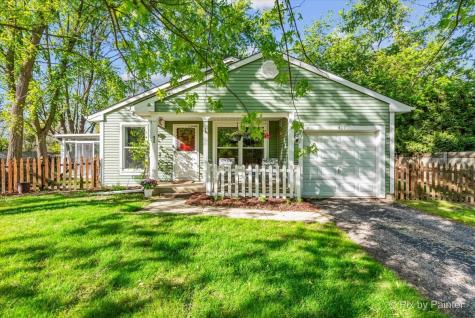 417 Bayview Avenue Naperville IL 60565