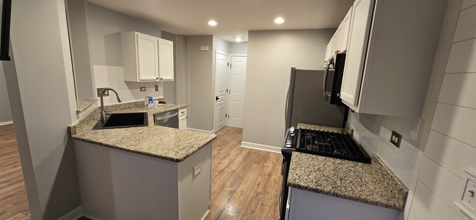 497 Metropolitan Street Aurora IL 60502