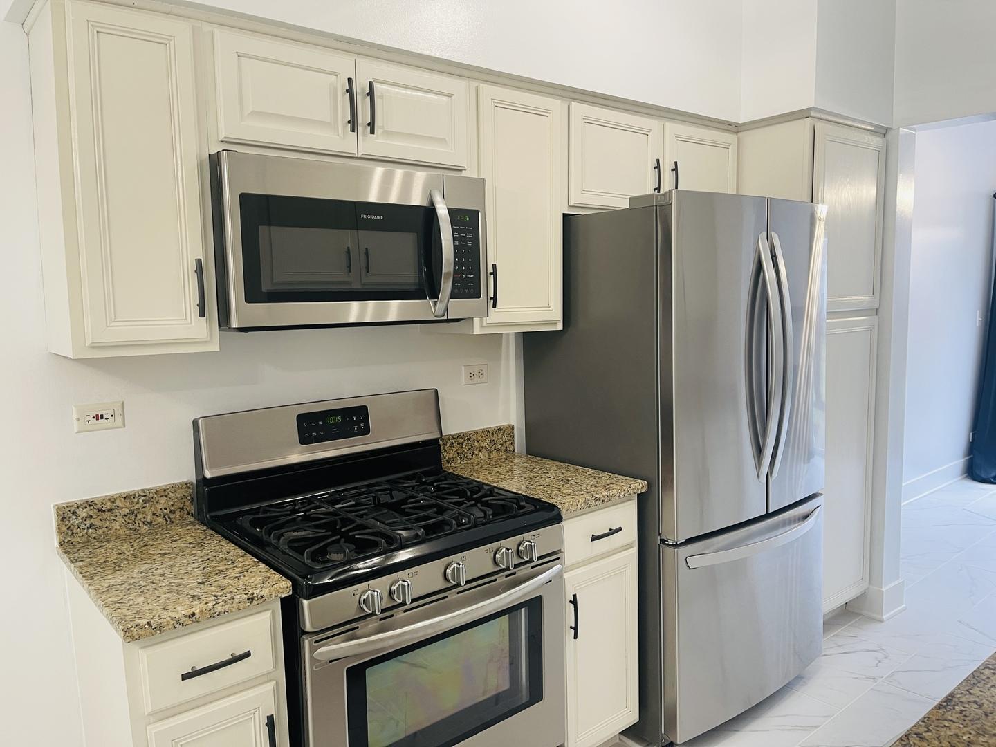 2813 Powell Court Naperville IL 60563