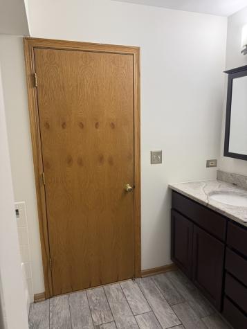 8316 Highpoint Circle Darien IL 60561