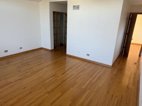 8316 Highpoint Circle Darien IL 60561