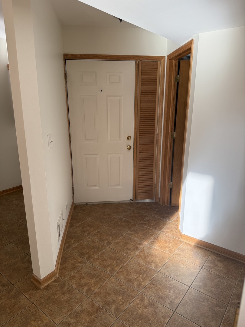 8316 Highpoint Circle Darien IL 60561