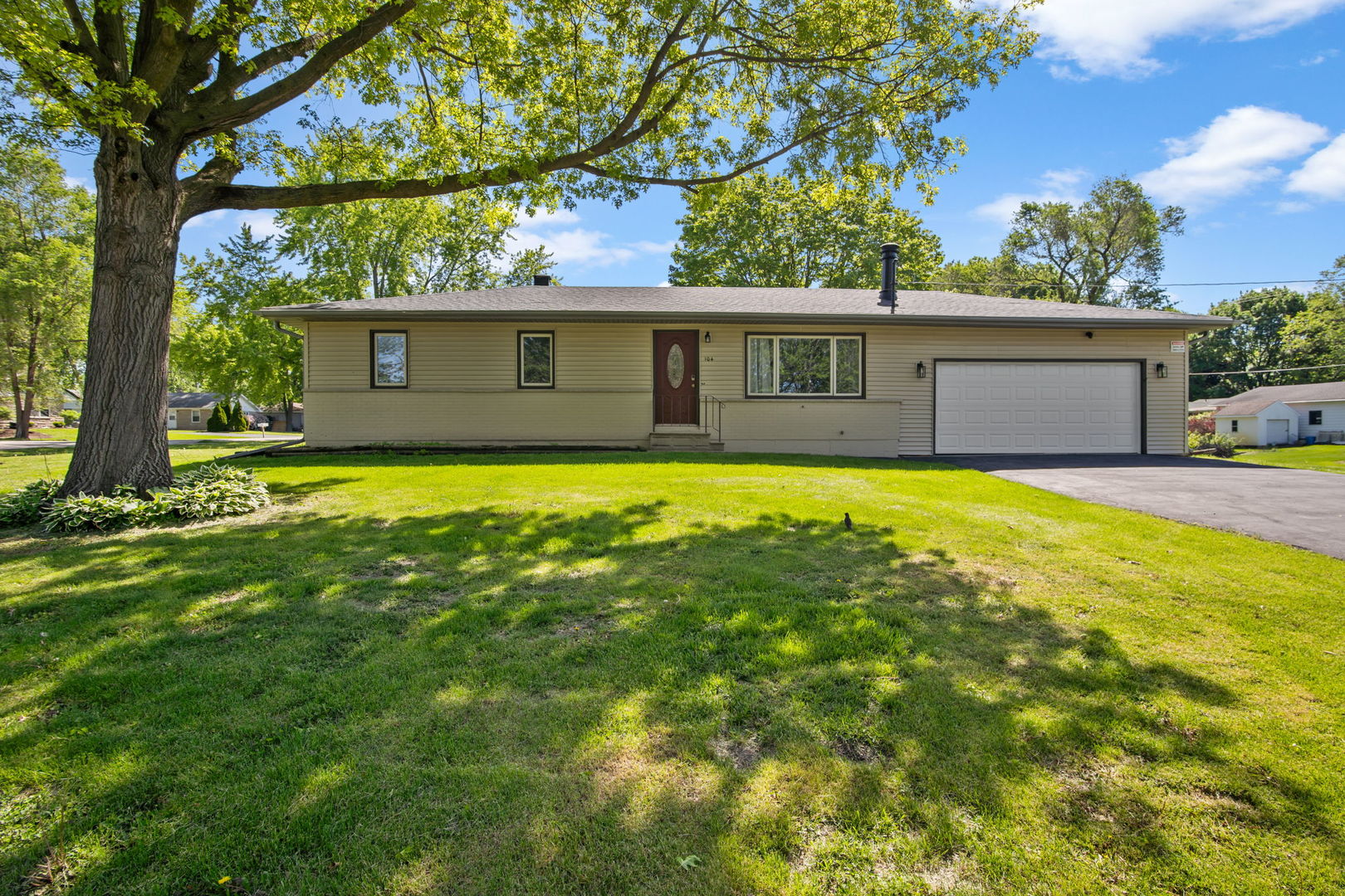 104 North Spruce Street Cortland IL 60112