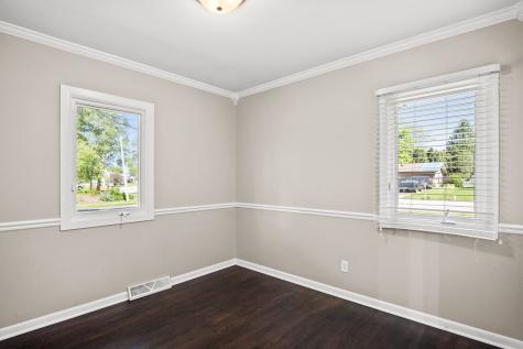 104 North Spruce Street Cortland IL 60112