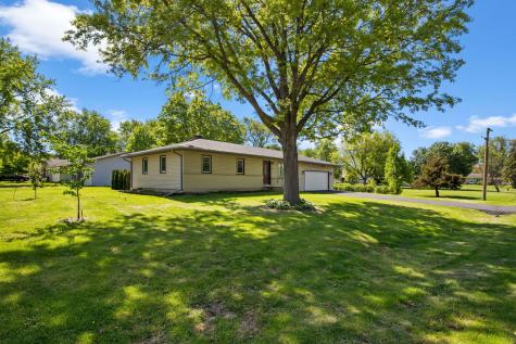 104 North Spruce Street Cortland IL 60112