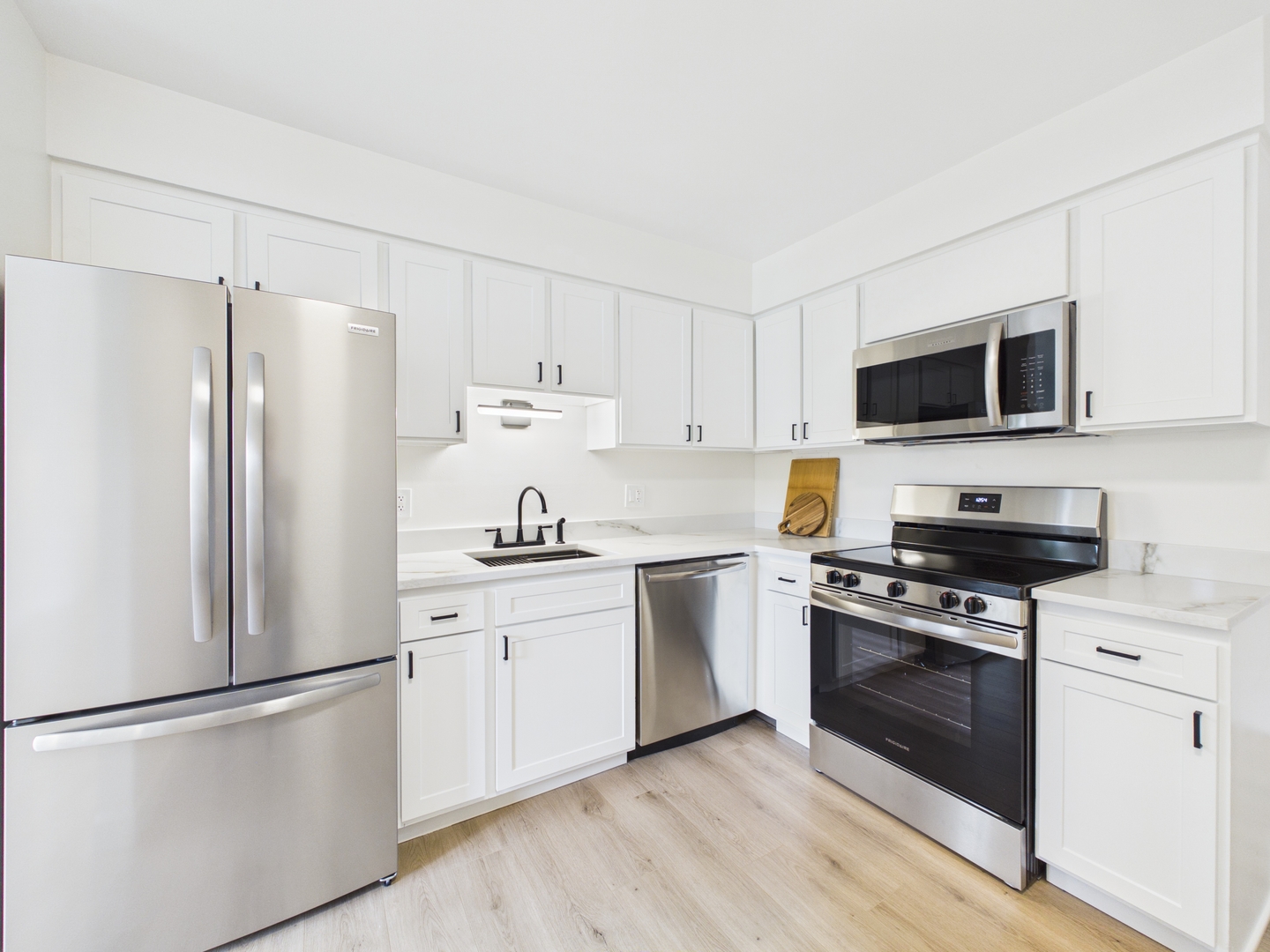 4525 Blackhawk Lane Lisle IL 60532