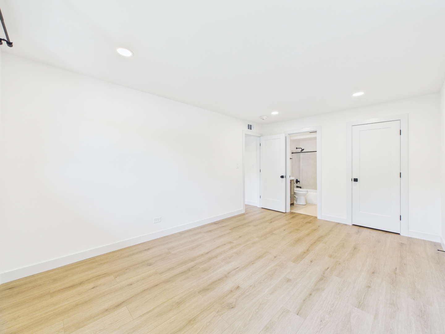 4525 Blackhawk Lane Lisle IL 60532