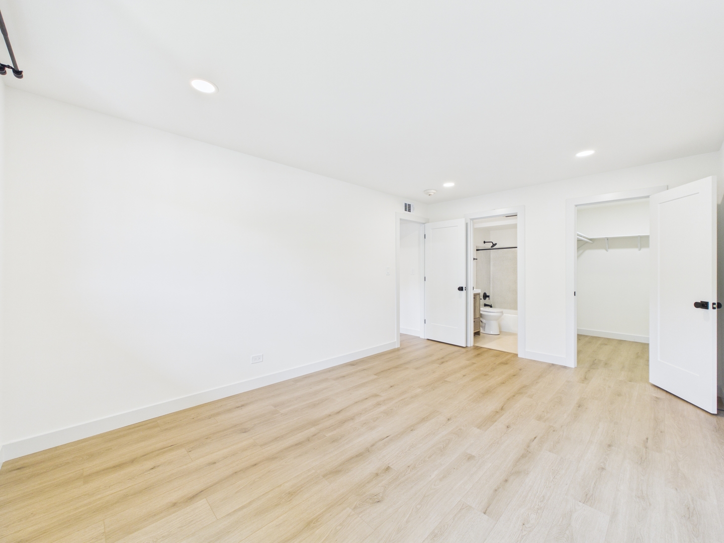 4525 Blackhawk Lane Lisle IL 60532