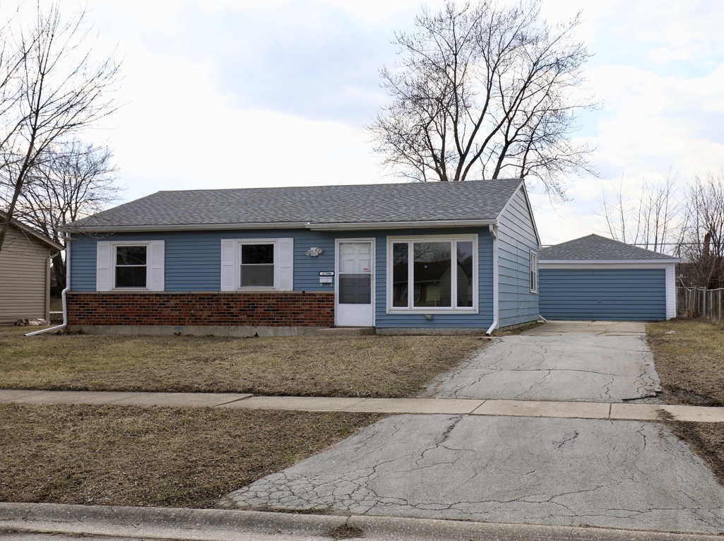 17306 Peach Grove Lane Hazel Crest IL 60429