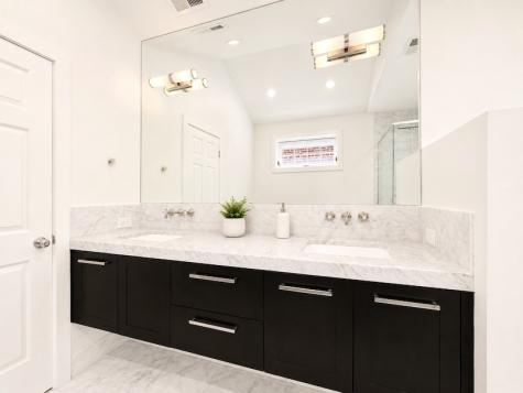 4444 North Winchester Avenue Chicago IL 60640