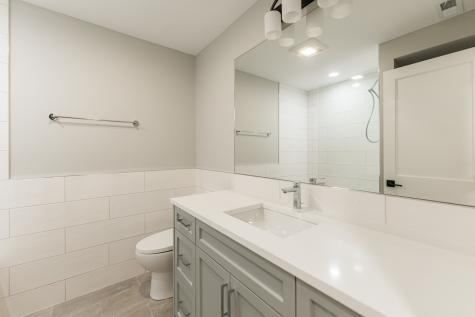 5856 North Magnolia Avenue Chicago IL 60660