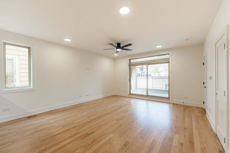 5856 North Magnolia Avenue Chicago IL 60660
