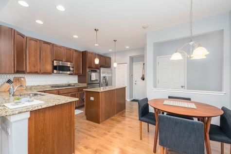 2768 Blakely Lane Naperville IL 60540