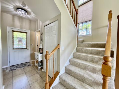 547 Woodcrest Drive Mundelein IL 60060