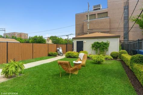 2042 West Warren Boulevard Chicago IL 60612