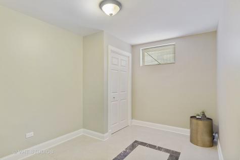 2042 West Warren Boulevard Chicago IL 60612