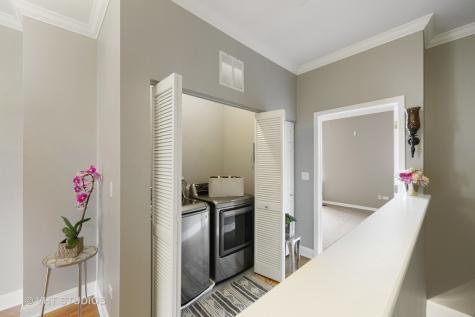 2042 West Warren Boulevard Chicago IL 60612
