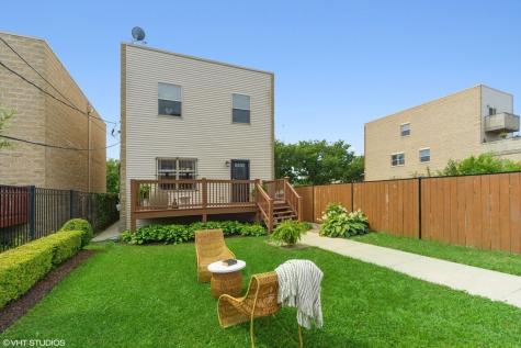 2042 West Warren Boulevard Chicago IL 60612