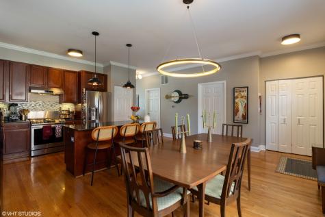 2042 West Warren Boulevard Chicago IL 60612