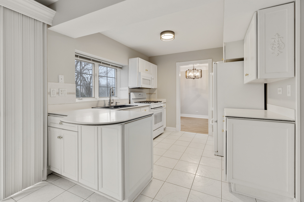 3245 Gresham Lane E Aurora IL 60504