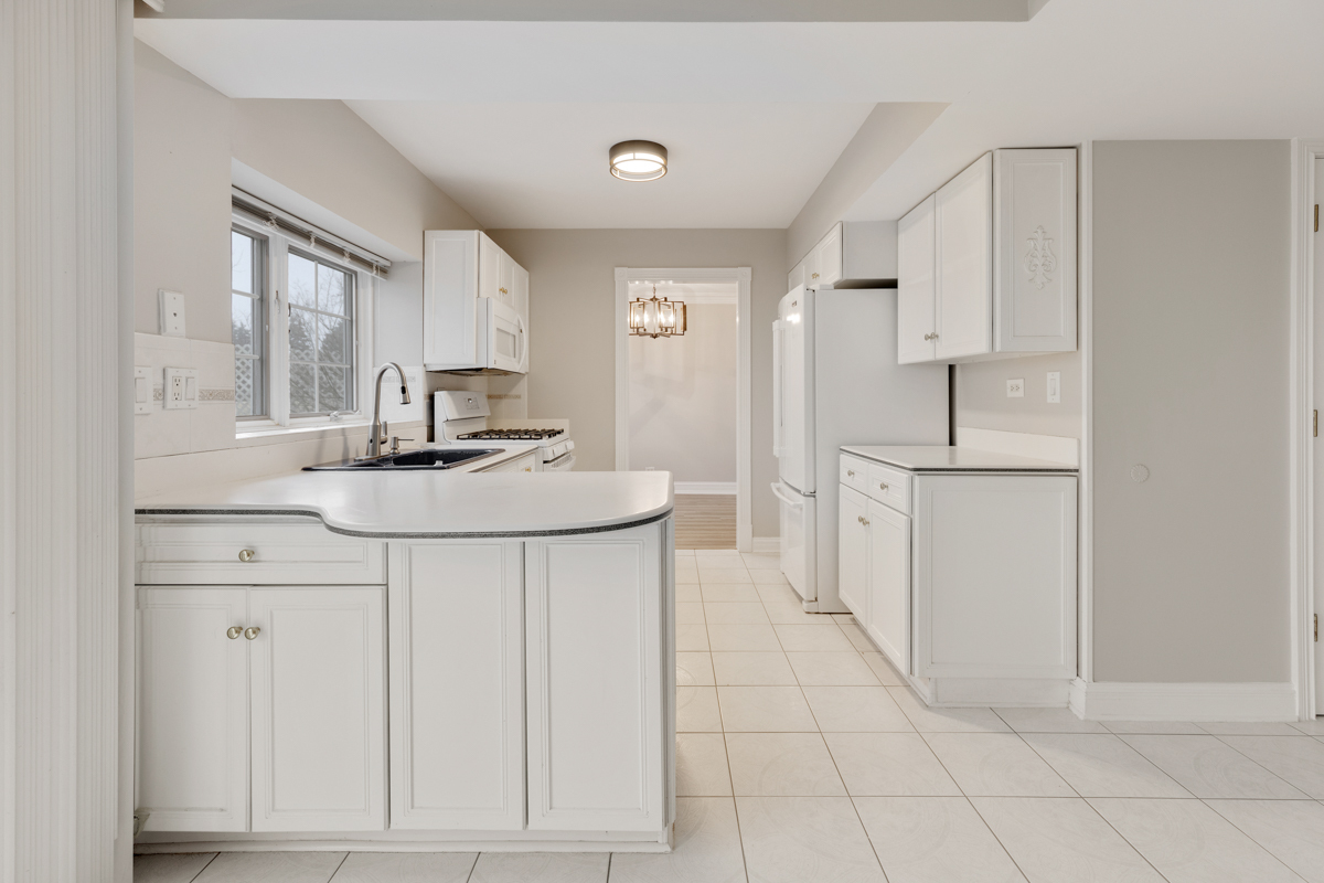 3245 Gresham Lane E Aurora IL 60504