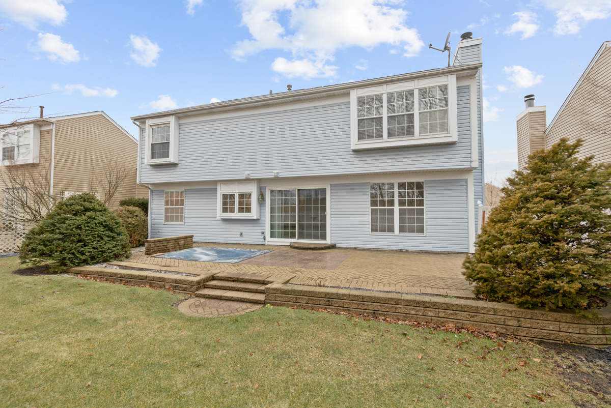 3245 Gresham Lane E Aurora IL 60504