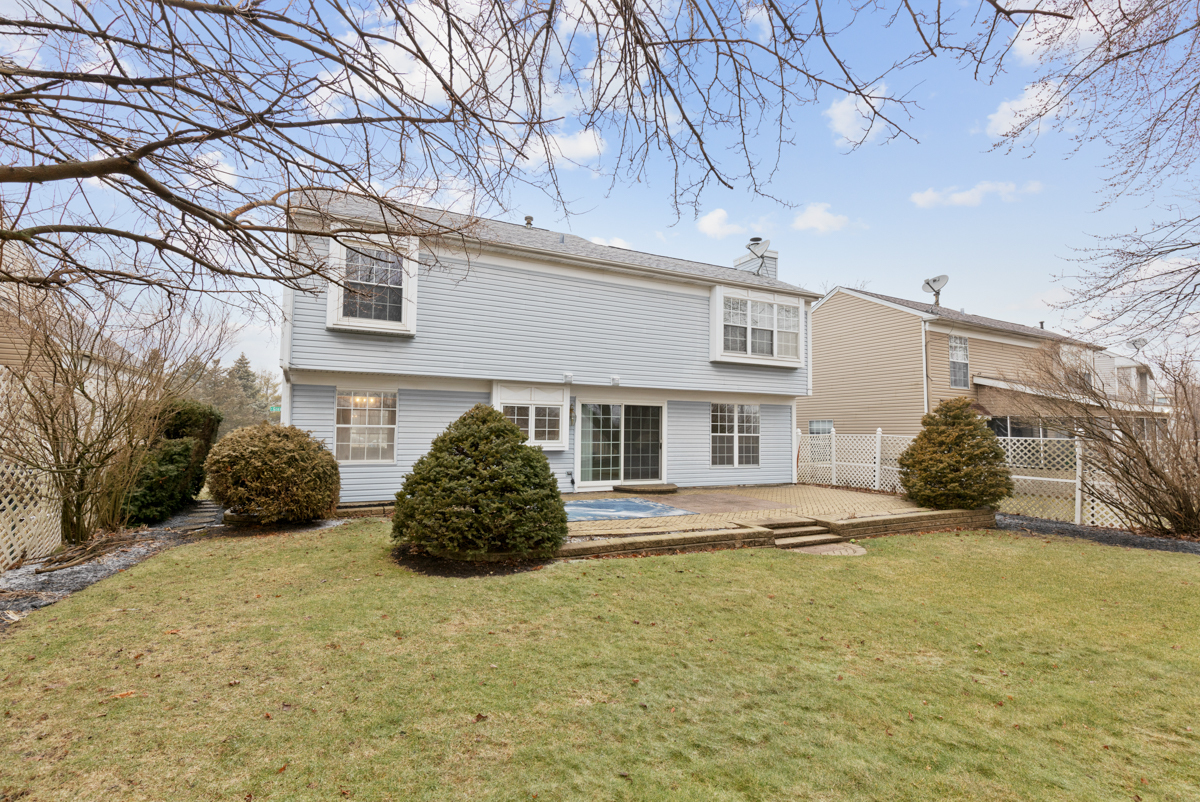 3245 Gresham Lane E Aurora IL 60504