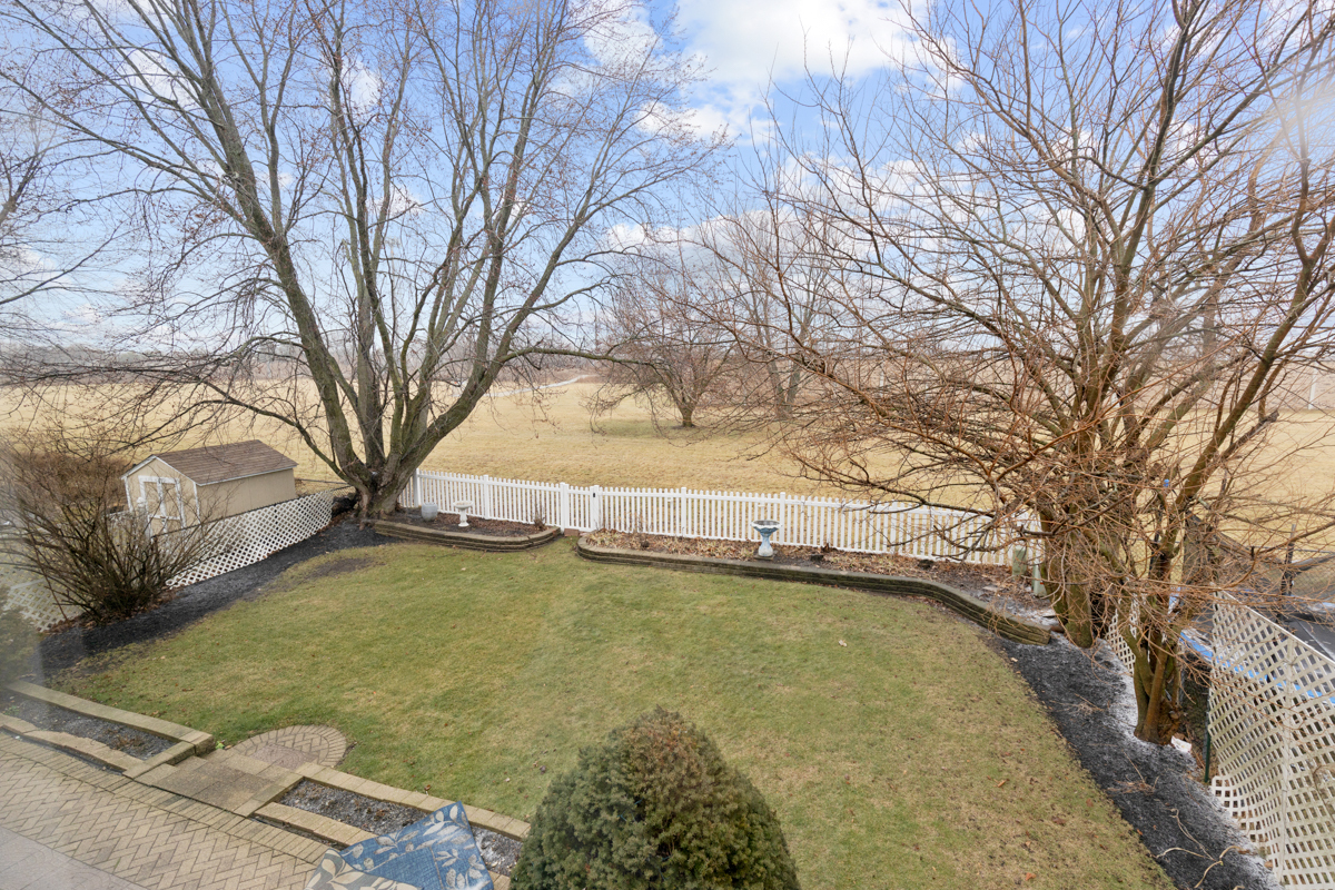 3245 Gresham Lane E Aurora IL 60504