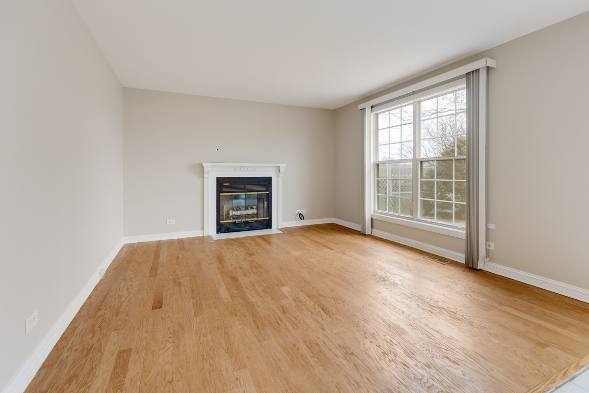 3245 Gresham Lane E Aurora IL 60504