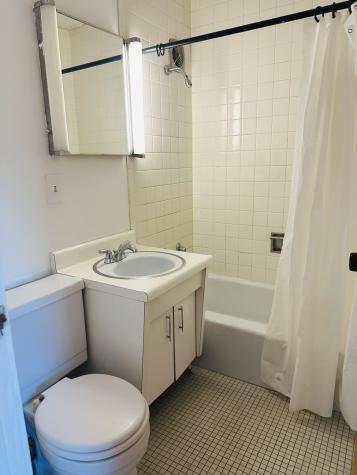 5140 South Dorchester Avenue Chicago IL 60615