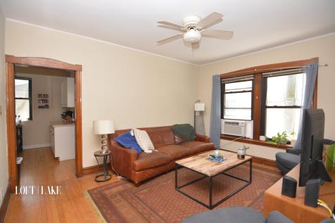 1611 West Grace Street Chicago IL 60613