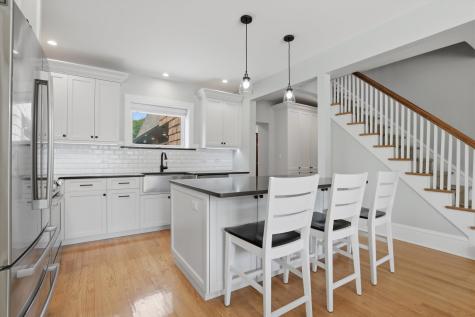 822 South Chester Avenue Park Ridge IL 60068